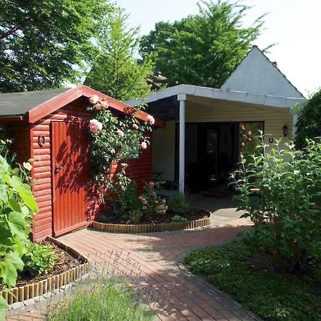 Gemuetliches Haus Mit Grossem Traumhaften Garten Holiday home