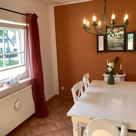 Holiday home Gemuetliches Haus Mit Grossem Traumhaften Garten *