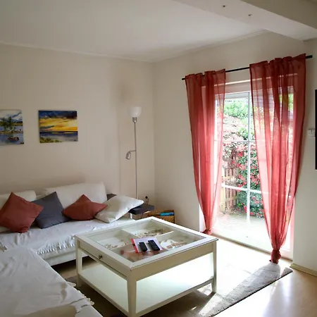 Holiday home Gemuetliches Haus Mit Grossem Traumhaften Garten *