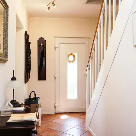 Gemuetliches Haus Mit Grossem Traumhaften Garten Hébergement de vacances *