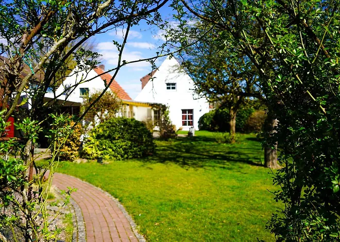 Gemuetliches Haus Mit Grossem Traumhaften Garten Brême