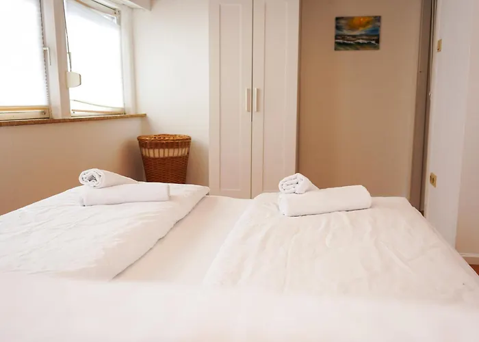 Hébergement de vacances Gemuetliches Haus Mit Grossem Traumhaften Garten