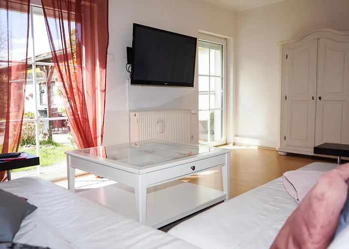 Hébergement de vacances Gemuetliches Haus Mit Grossem Traumhaften Garten *